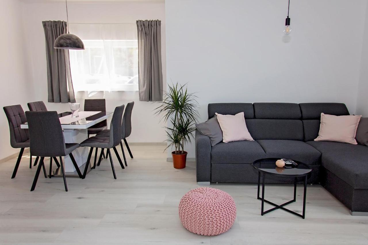 Apartment Stocic Рогозниця Екстер'єр фото